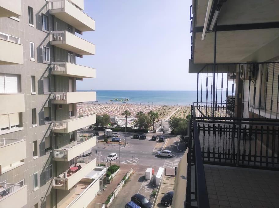 Appartamento Vista Mare Rimini Eksteriør billede